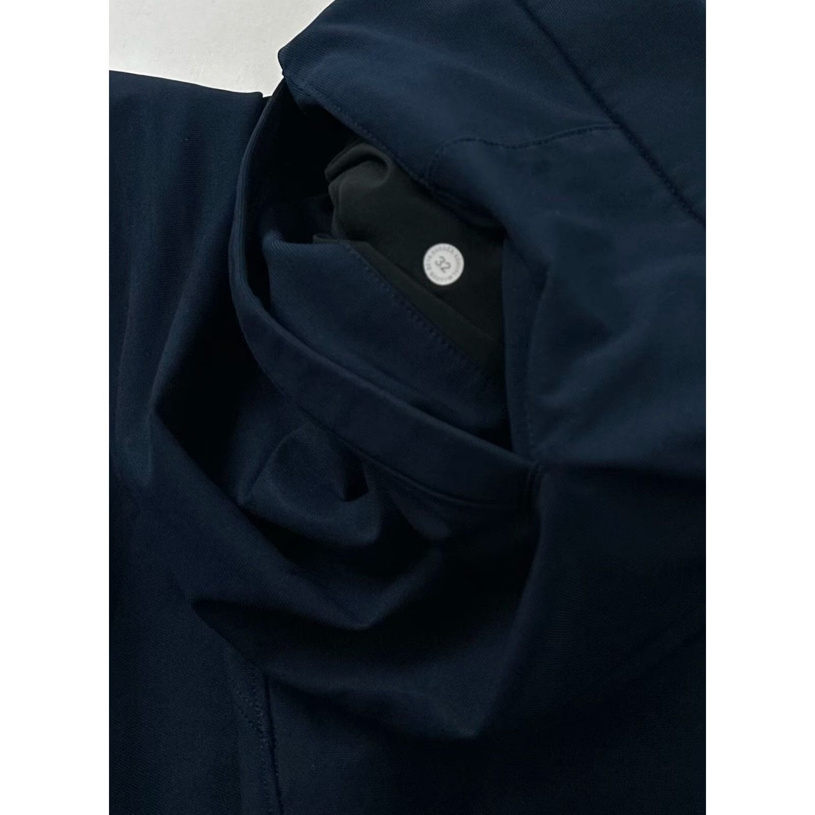 Lululemon Lululemon Men's Chino Pants 32 Navy Blue Straight Leg Casual Performance Size US 32 / EU 48 - 4 Thumbnail