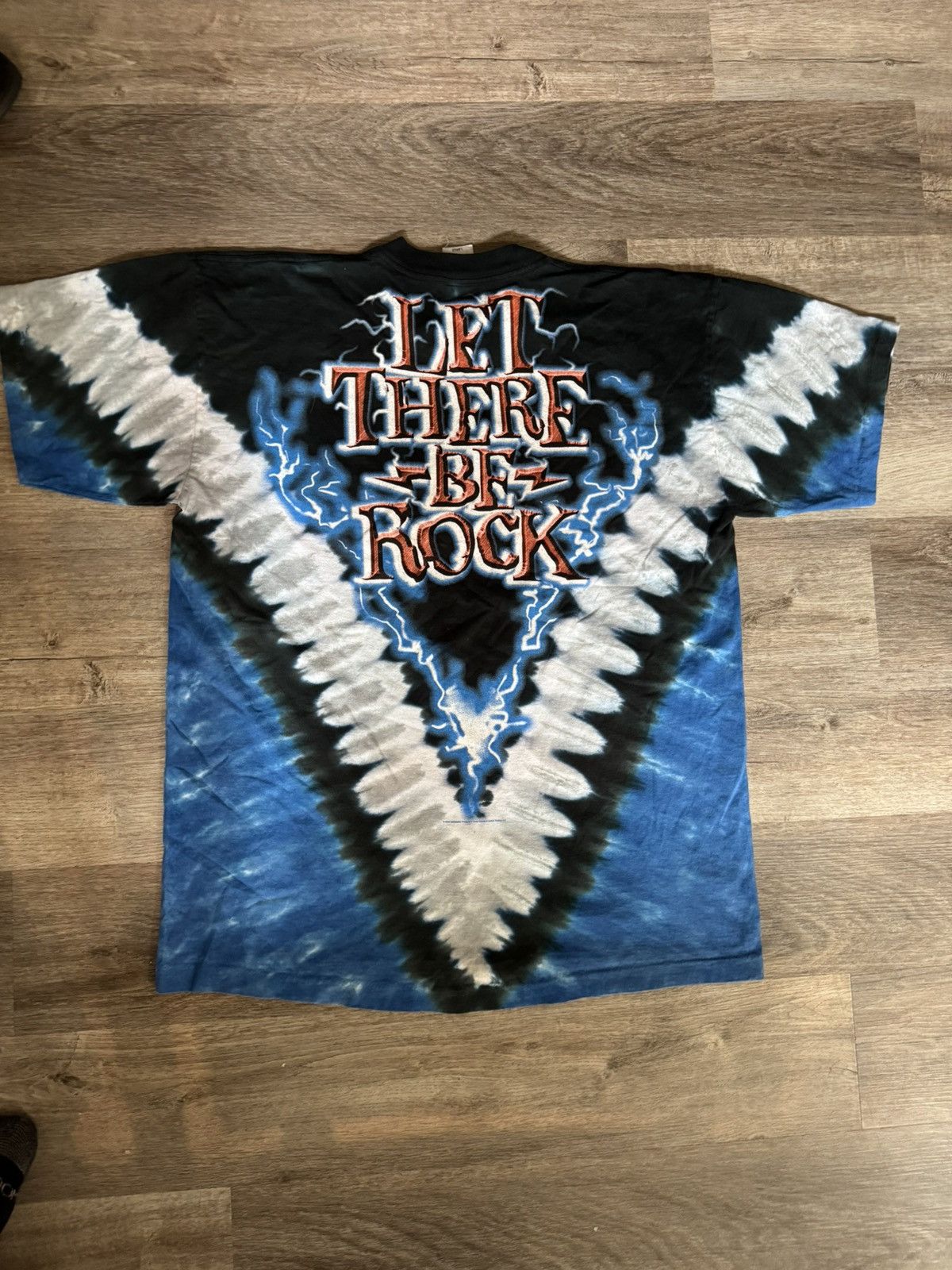 Liquid Blue Vintage 2004 AC/DC Let There Be Rock dye die Liquid Blue Size US L / EU 52-54 / 3 - 4 Thumbnail