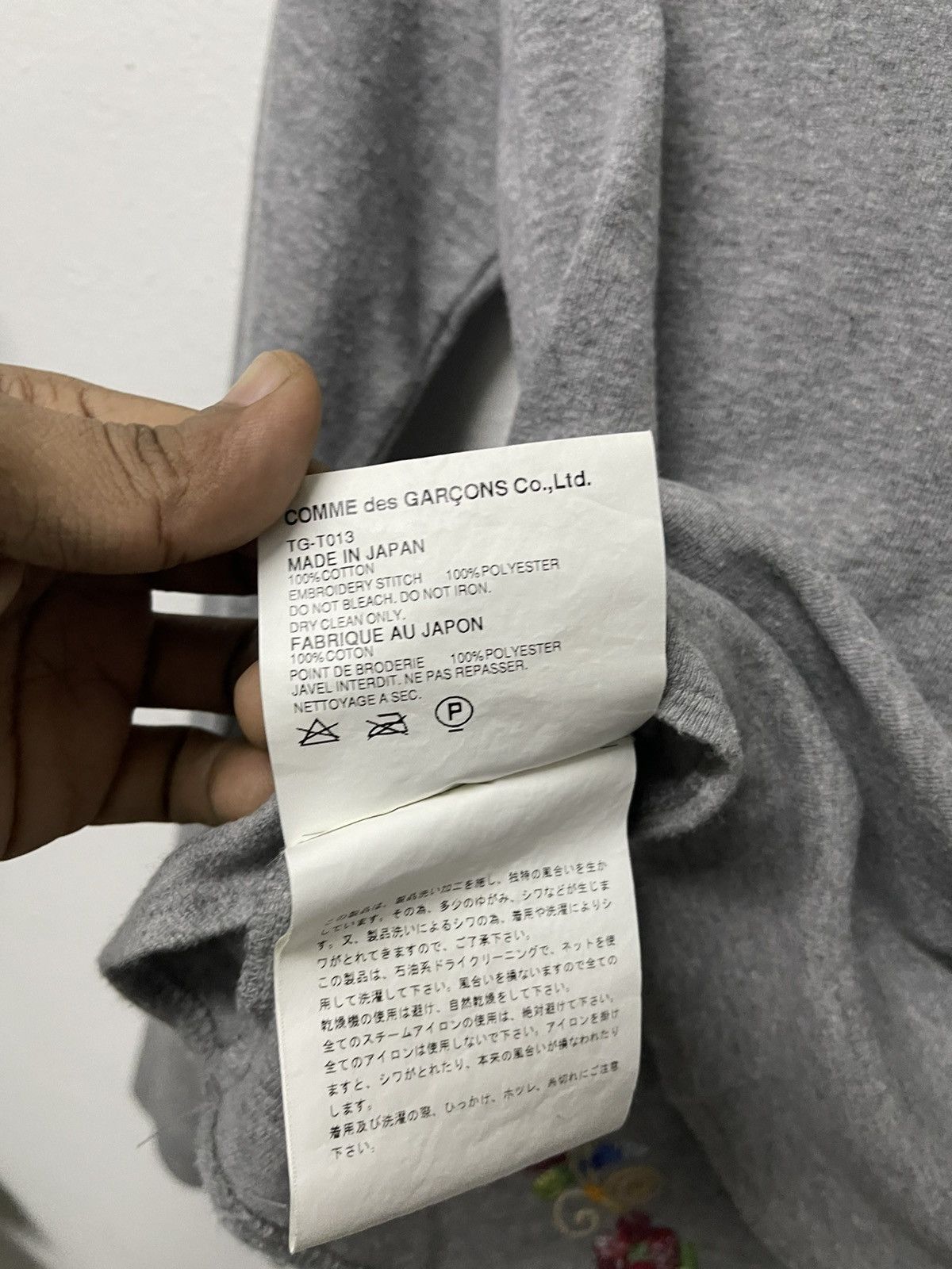 Tricot Comme des Garcons AW 2002 COMME DES GARCONS TRICOT FLORAL EMBROIDERED SHIRT Size M / US 6-8 / IT 42-44 - 15 Thumbnail