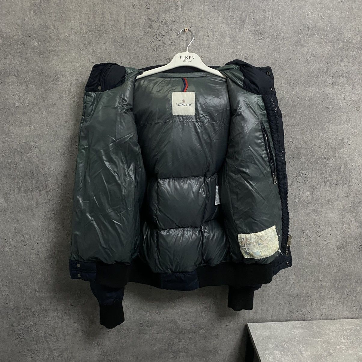 Moncler Vintage Moncler Puffer Jacket Size US L / EU 52-54 / 3 - 11 Thumbnail