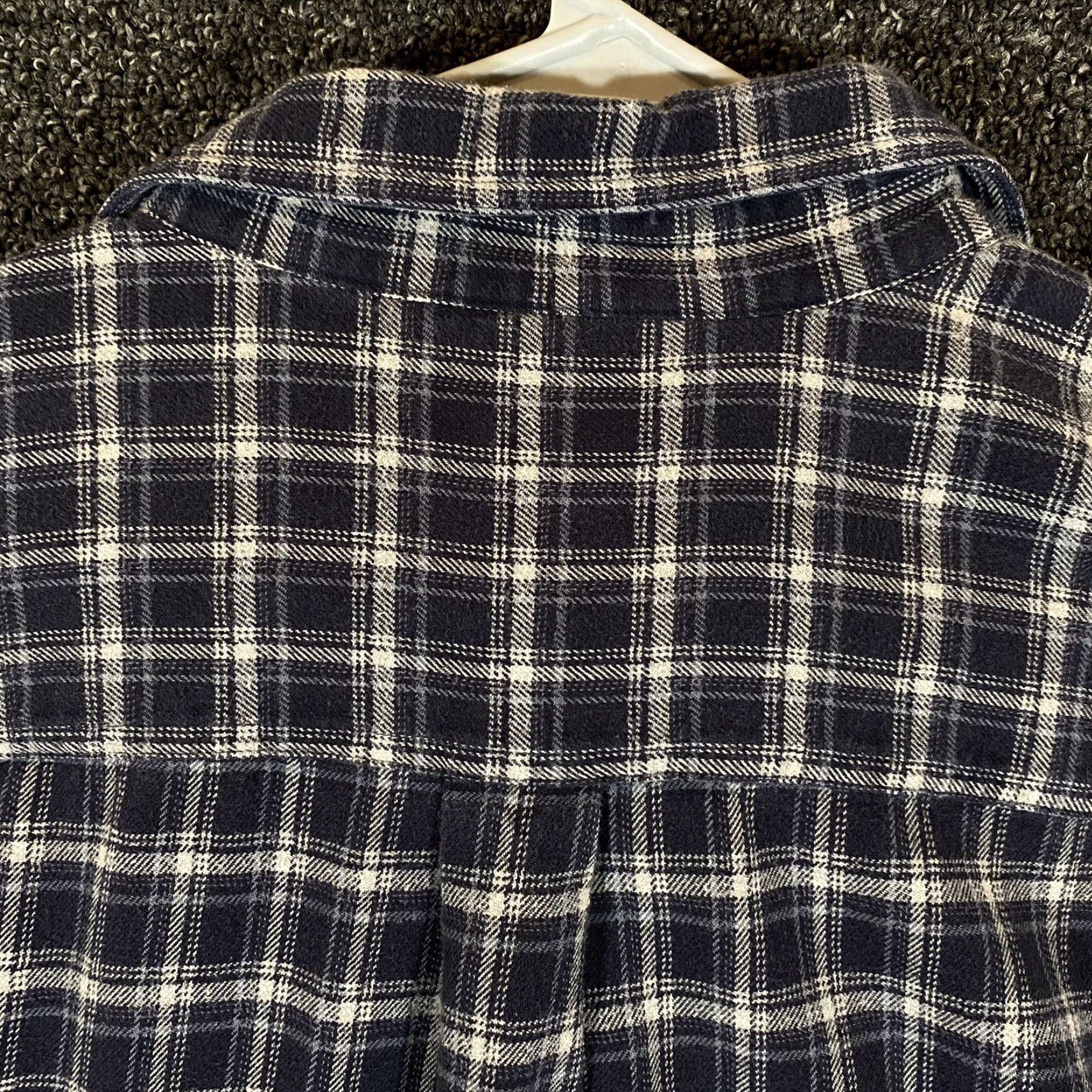 Carhartt VINTAGE? No, not vintage. Carhartt Shirt Mens XL Blue White Plaid Button-Down Long Sleeve Work Casual Size US XL / EU 56 / 4 - 7 Thumbnail