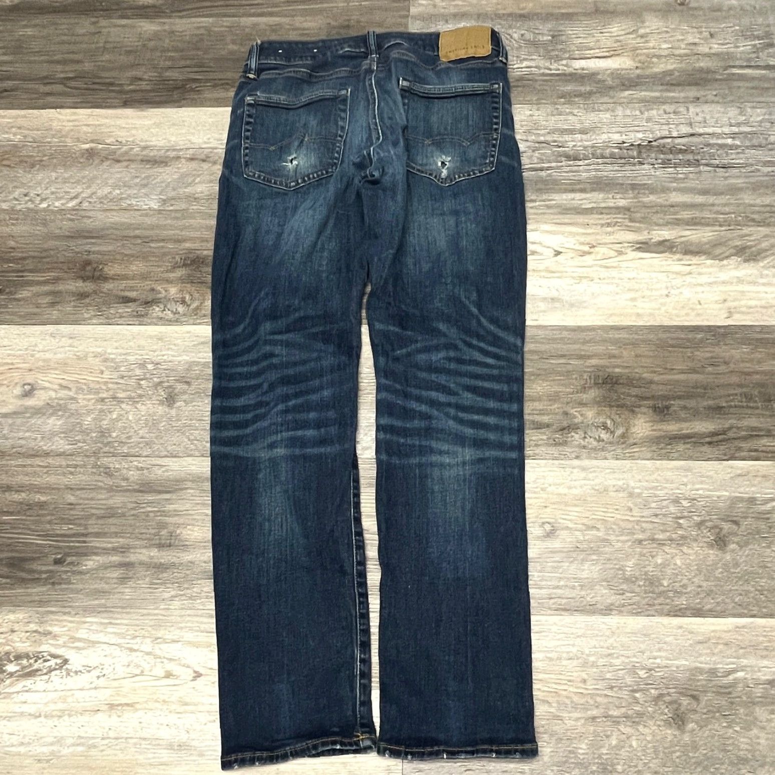 American Eagle Outfitters VINTAGE American Eagle Whisker Faded Mid Wash Blue Jeans Size US 31 - 2 Thumbnail