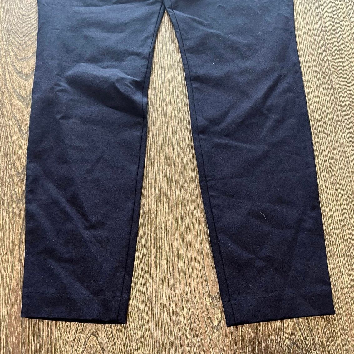 Old Navy NWT Old Navy High-Rise Pixie Pants Secret Stretch Black 12 Size 34" / US 12 / IT 48 - 2 Thumbnail