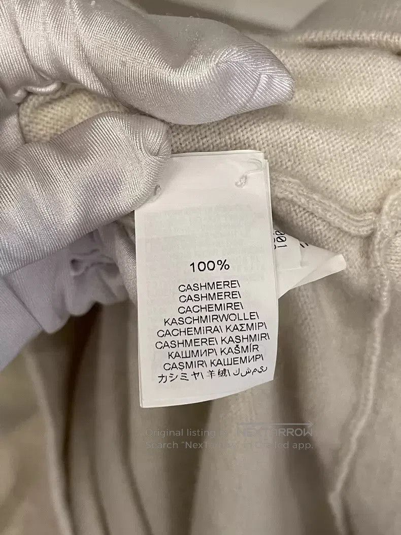 Brunello Cucinelli Brunello Cucinelli Ivory beaded cashmere sweater Size S / US 4 / IT 40 - 5 Thumbnail