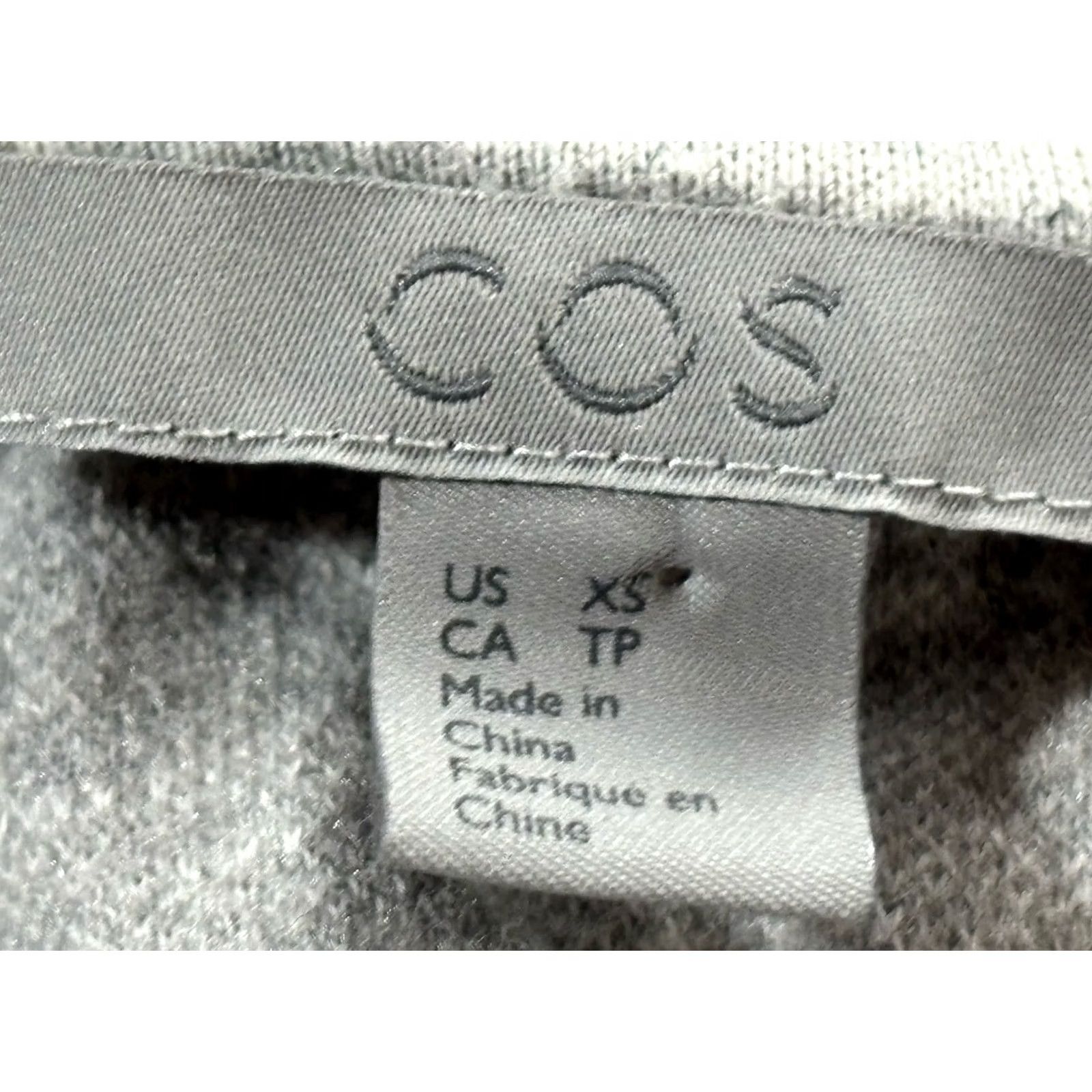 Cos COS Textured Mini Dress Women’s XS Grey Short Sleeve Minimalist Modern Capsule Dress Womens XS Grey Short Sleeve Minimalist Modern COS Size 26" / US 2 / IT 38 - 7 Thumbnail