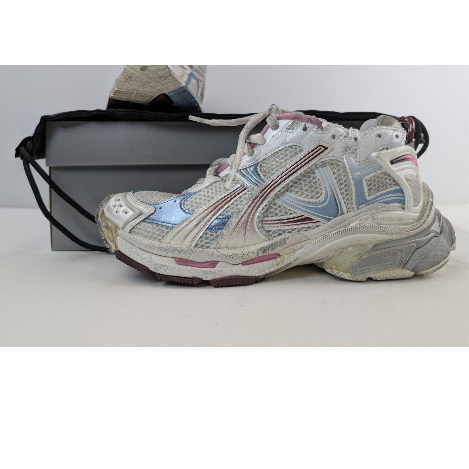 Balenciaga o1rshd1 Runner Gradient Sneaker in Multicolor Size US 11 / EU 44 - 21 Thumbnail