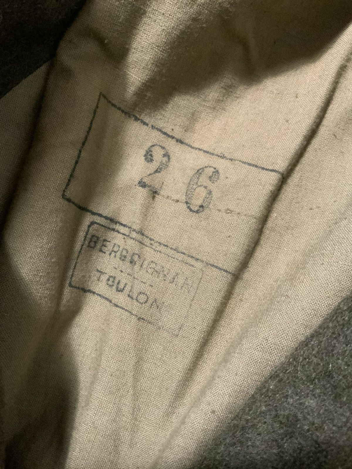 Vintage Vintage 40s 50s WWII Era French Military Wool Coat Overcoat Size US S / EU 44-46 / 1 - 4 Thumbnail
