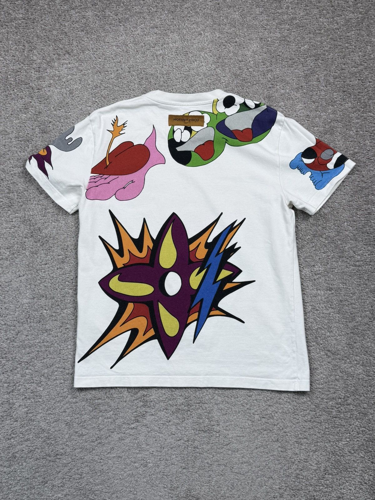 Louis Vuitton Louis Vuitton burning house t shirt Size US M / EU 48-50 / 2 - 4 Thumbnail