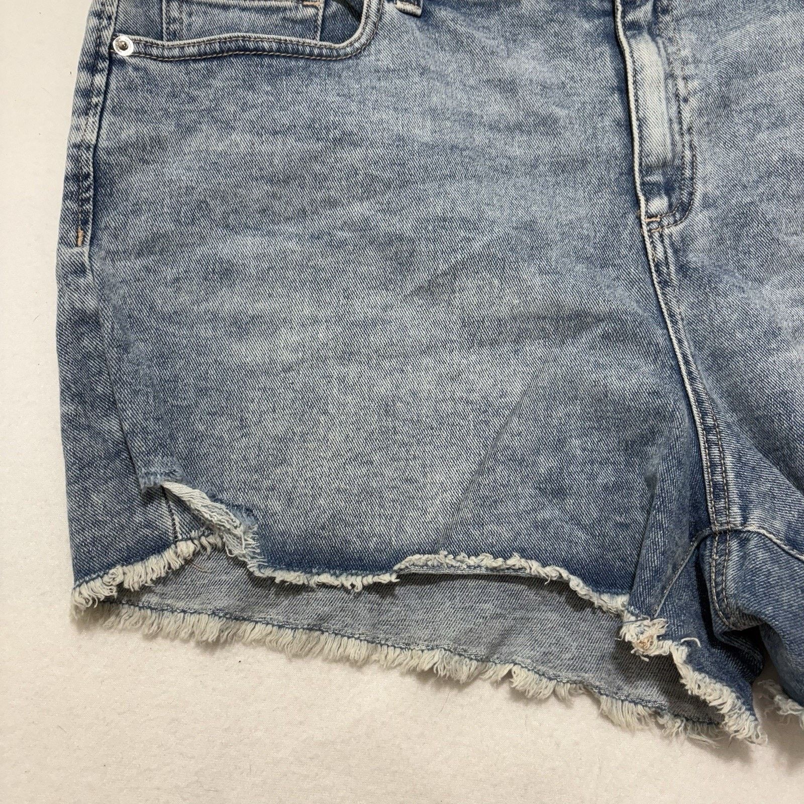 Other INC Denim 18 High Rise Jean Shorts 3” Inseam Frayed Ripped Size 40" / US 18 - 5 Thumbnail