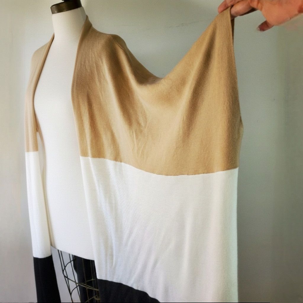 Other Victor Alfaro OS Cardigan Duster Colorblock 100% Wool Beige Size ONE SIZE - 5 Thumbnail