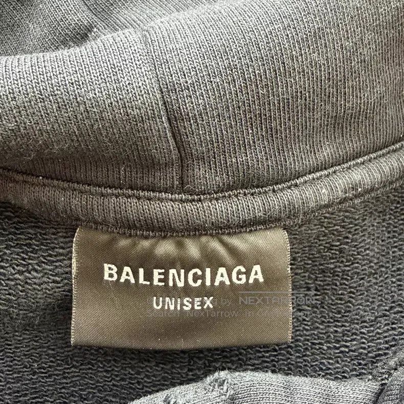 Balenciaga Balenciaga Solid Color Short Hooded Raglan Sweatshirt Size US S / EU 44-46 / 1 - 4 Thumbnail