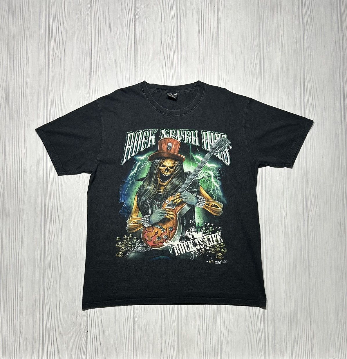 Band Tees Vintage Y2K Rock Never Dies 666 Skeleton T-Shirt Size US XL / EU 56 / 4 - 1 Thumbnail