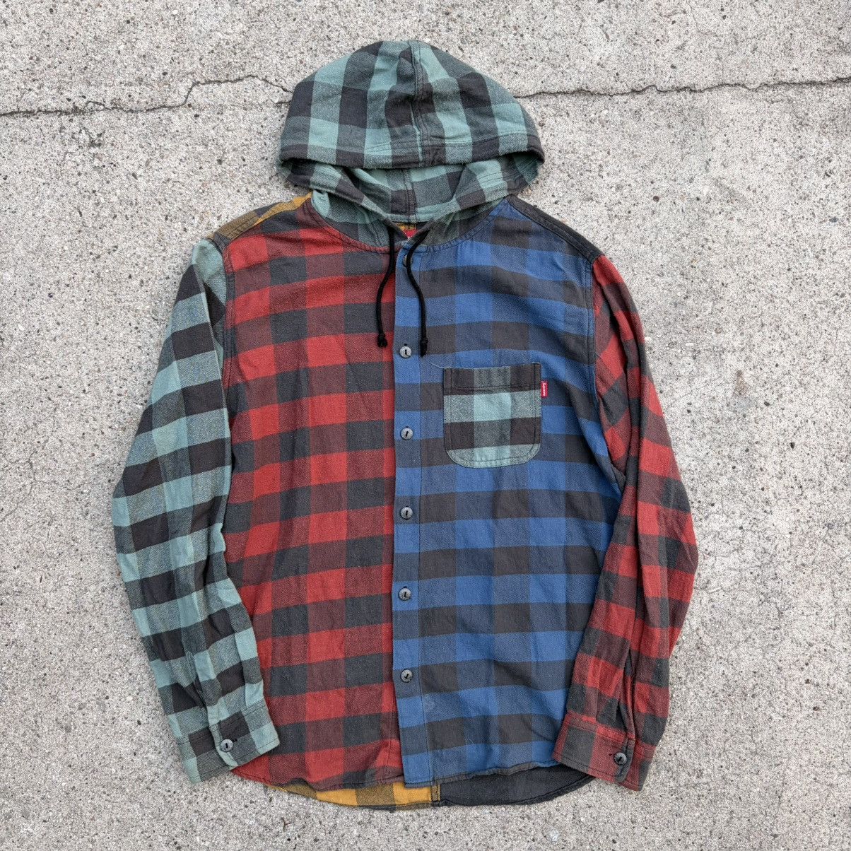Supreme Supreme 2017 Multi Color Buffalo Hooded Flannel Size Medium Size US M / EU 48-50 / 2 - 1 Thumbnail