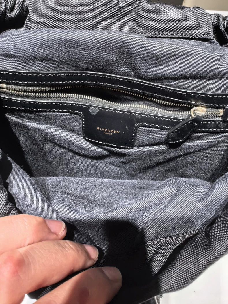 Givenchy Givenchy Black backpack with classic five-pointed star pat Size ONE SIZE - 9 Thumbnail