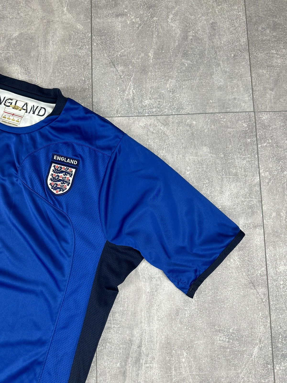 Umbro Umbro England National Team 2006/07 Training Jersey Size US S / EU 44-46 / 1 - 3 Thumbnail