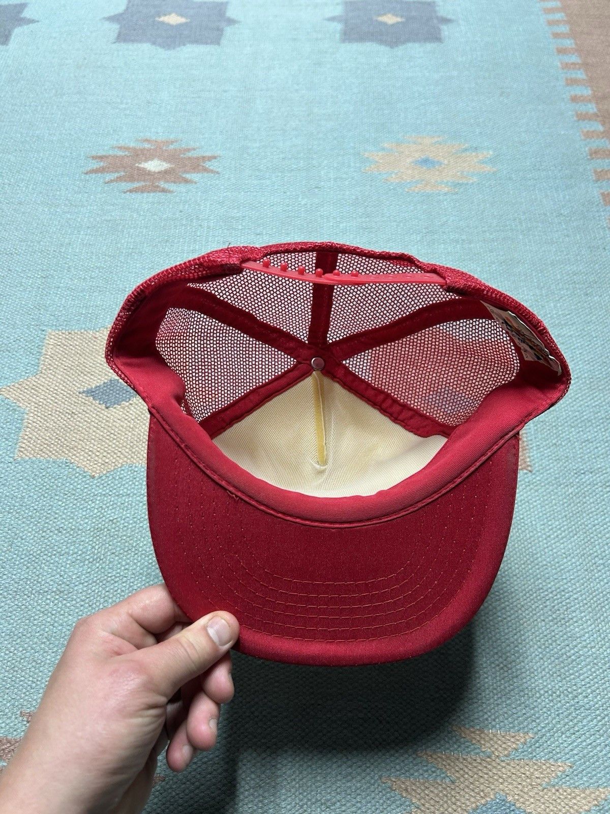 Vintage Vintage trucker hat Vic Bond sales flint Michigan SnapBack Size ONE SIZE - 5 Thumbnail
