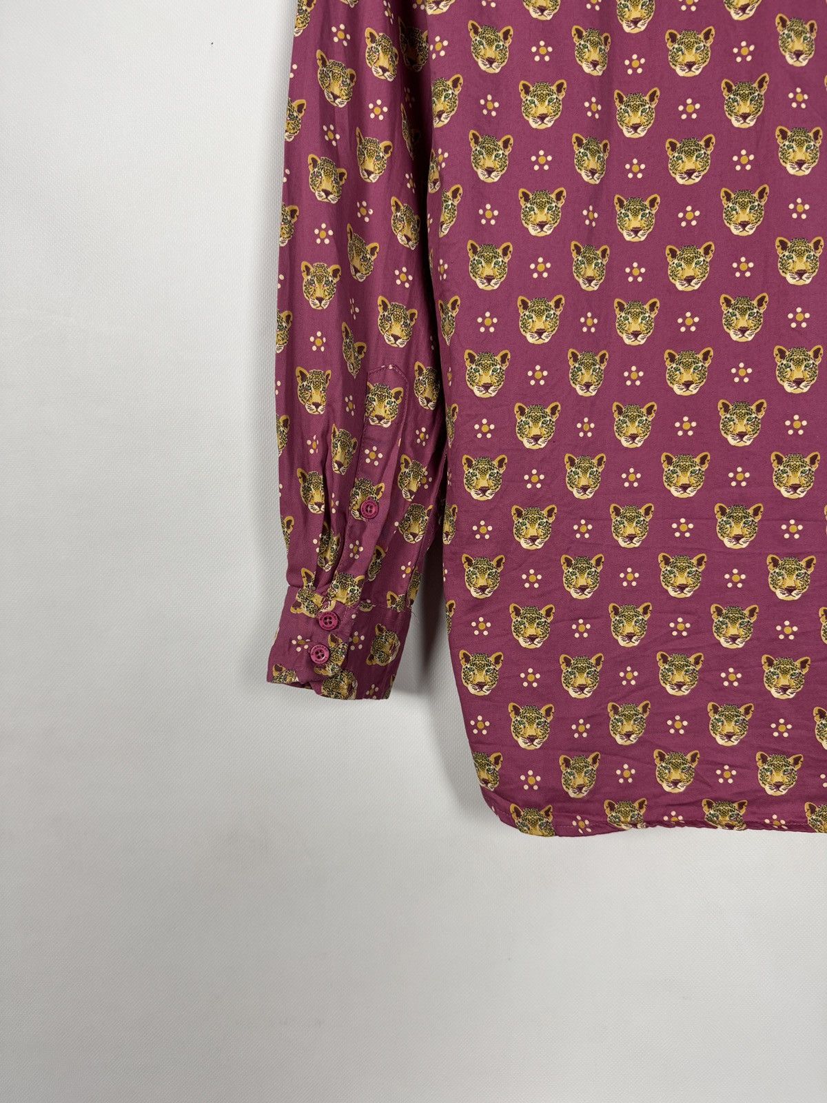 Other Blueberry London Long Sleeve Shirt Leopard Head Printed Sz L Size US L / EU 52-54 / 3 - 11 Thumbnail