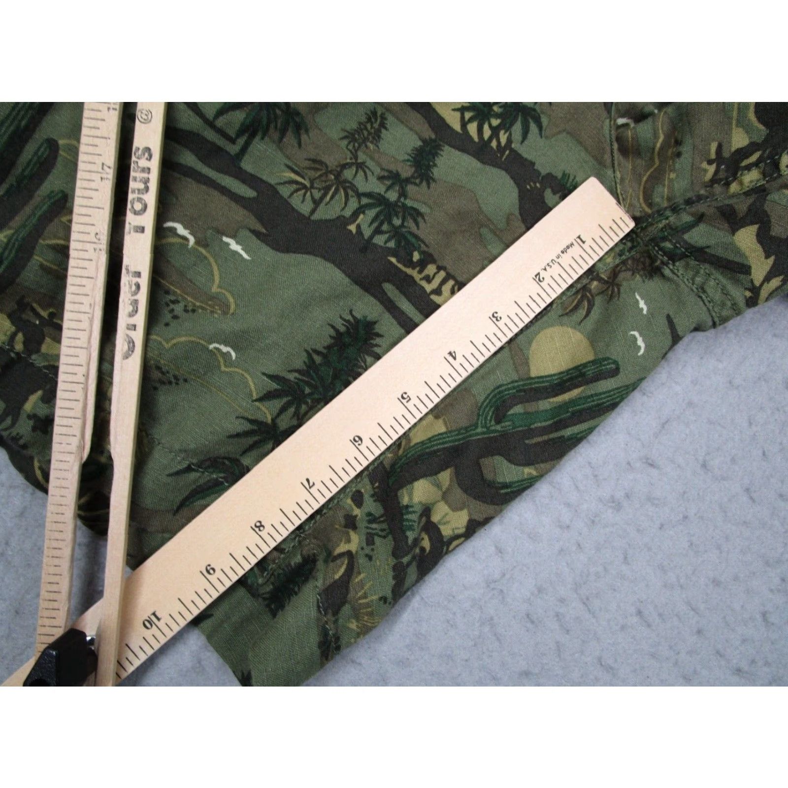 Lucky Brand Lucky Brand Shorts Mens 36 Green Linen Blend 9" AOP Western Cactus Southwest Size US 36 / EU 52 - 5 Thumbnail