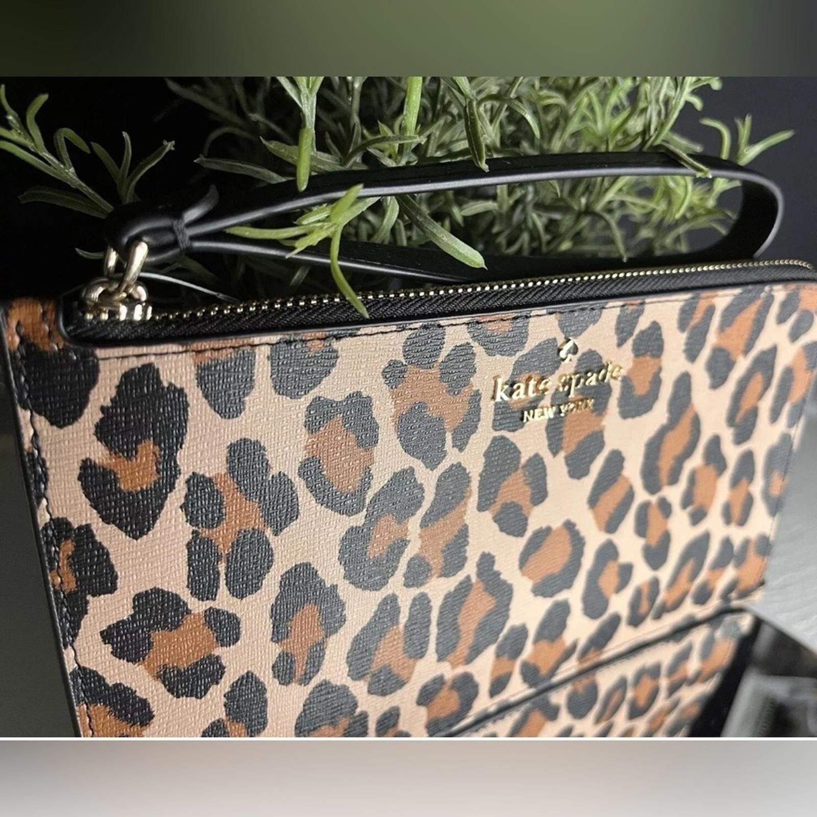 Kate Spade Kate Spade Lucy Medium L-Zip Leopard Print Wristlet Size ONE SIZE - 3 Thumbnail