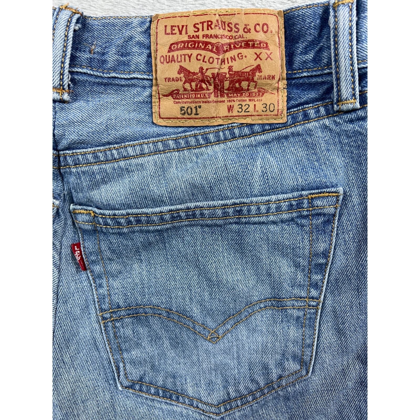 Nasty Gal Nasty Gal Levi’s 501 28 S Reworked Denim Cutoff Shorts Small Size 26" / US 2 / IT 38 - 7 Thumbnail