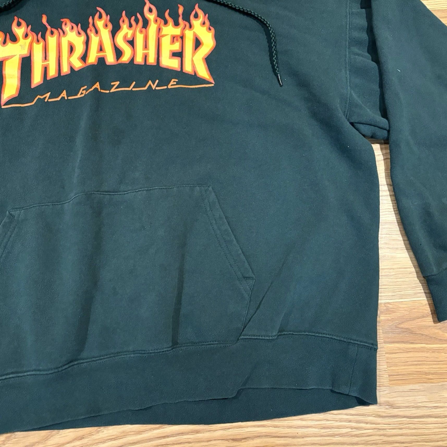 Thrasher VINTAGE Thrasher Pullover Hoodie Sweatshirt Forest Green Size M Men's Hooded Graphic Print 90s Grunge Nostalgia Sweatshirt Size US M / EU 48-50 / 2 - 4 Thumbnail