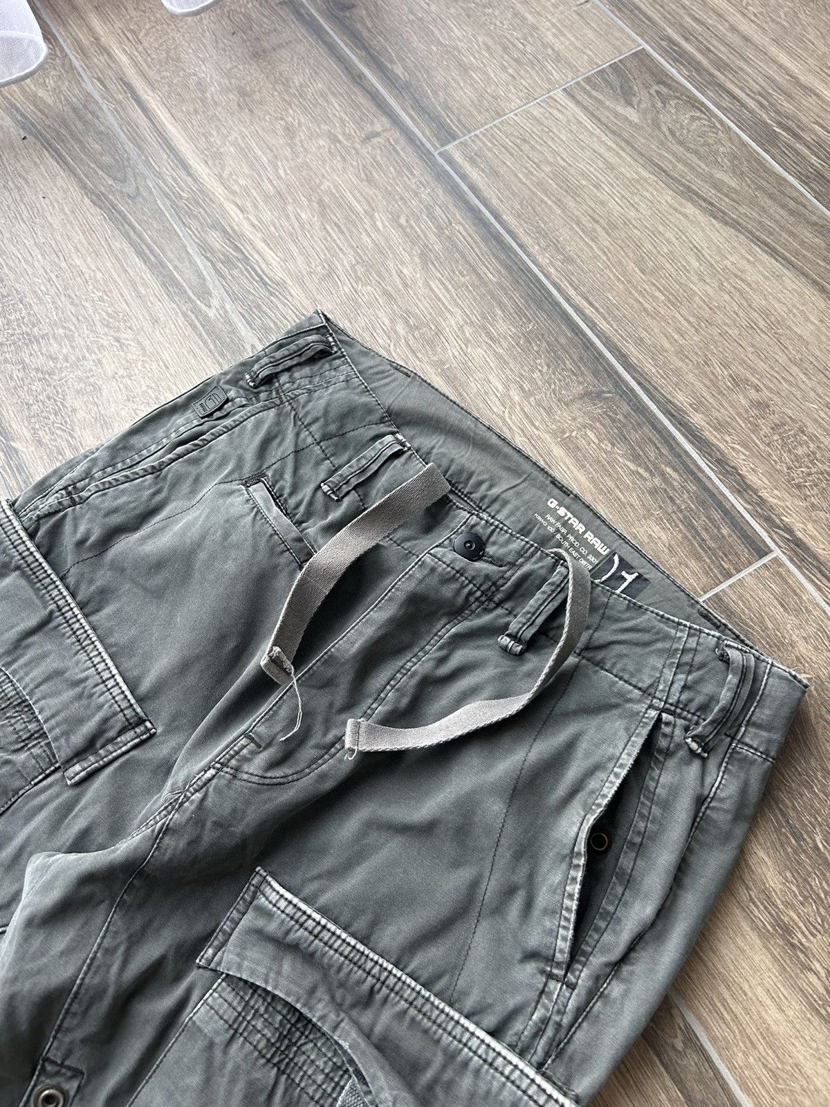 G-Star × Vintage Vintage G star Raw cargo 3301 pants mens y2k faded Size US 32 / EU 48 - 4 Thumbnail
