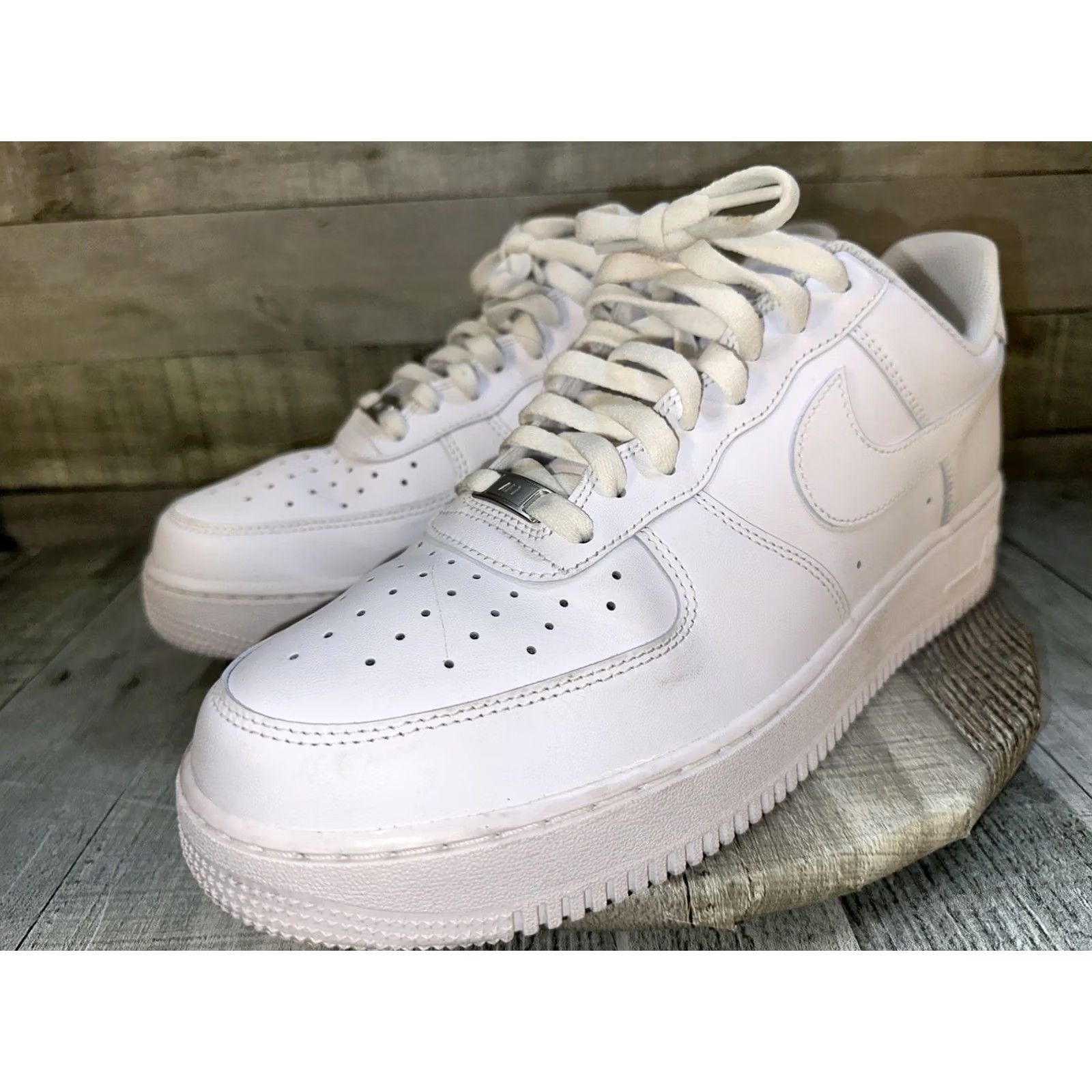 Nike Nike Air Force 1 Low '07 White Men's Size 12 Sneaker Leather Shoes Size US 12 / EU 45 - 3 Thumbnail