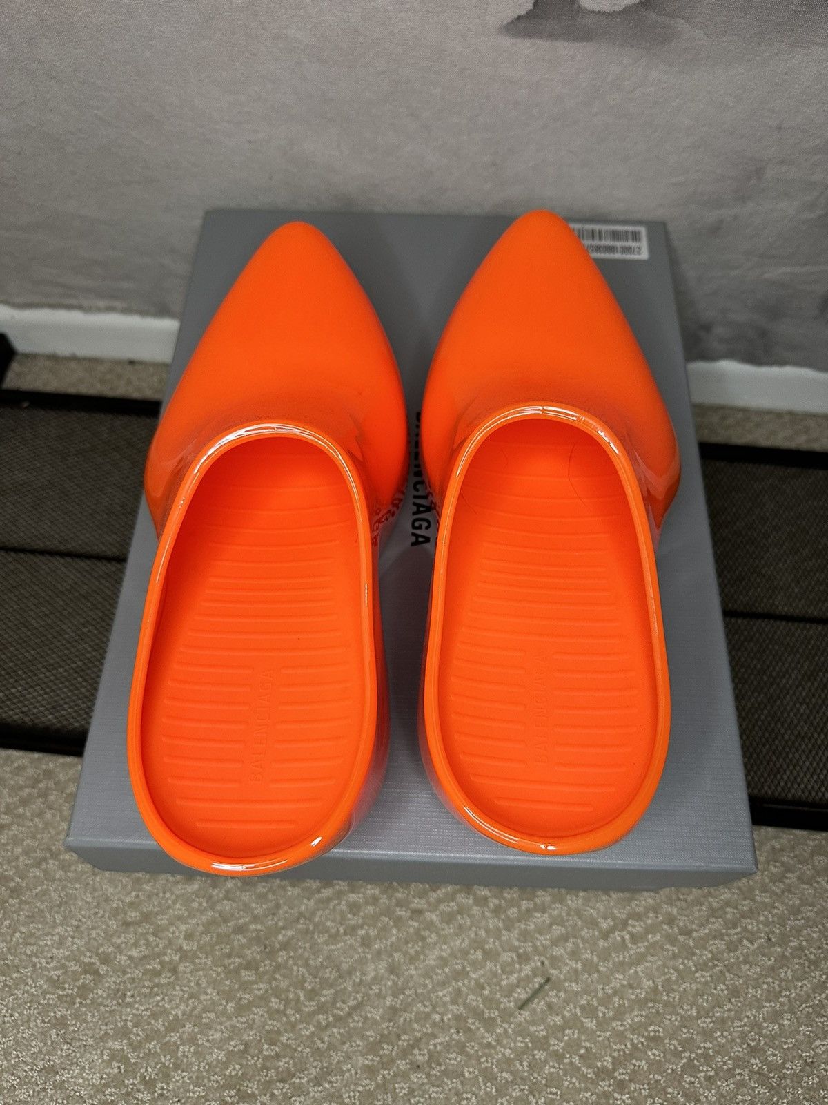 Balenciaga Balenciaga Technoclog neon orange mule size 41 Size US 8 / EU 41 - 4 Thumbnail