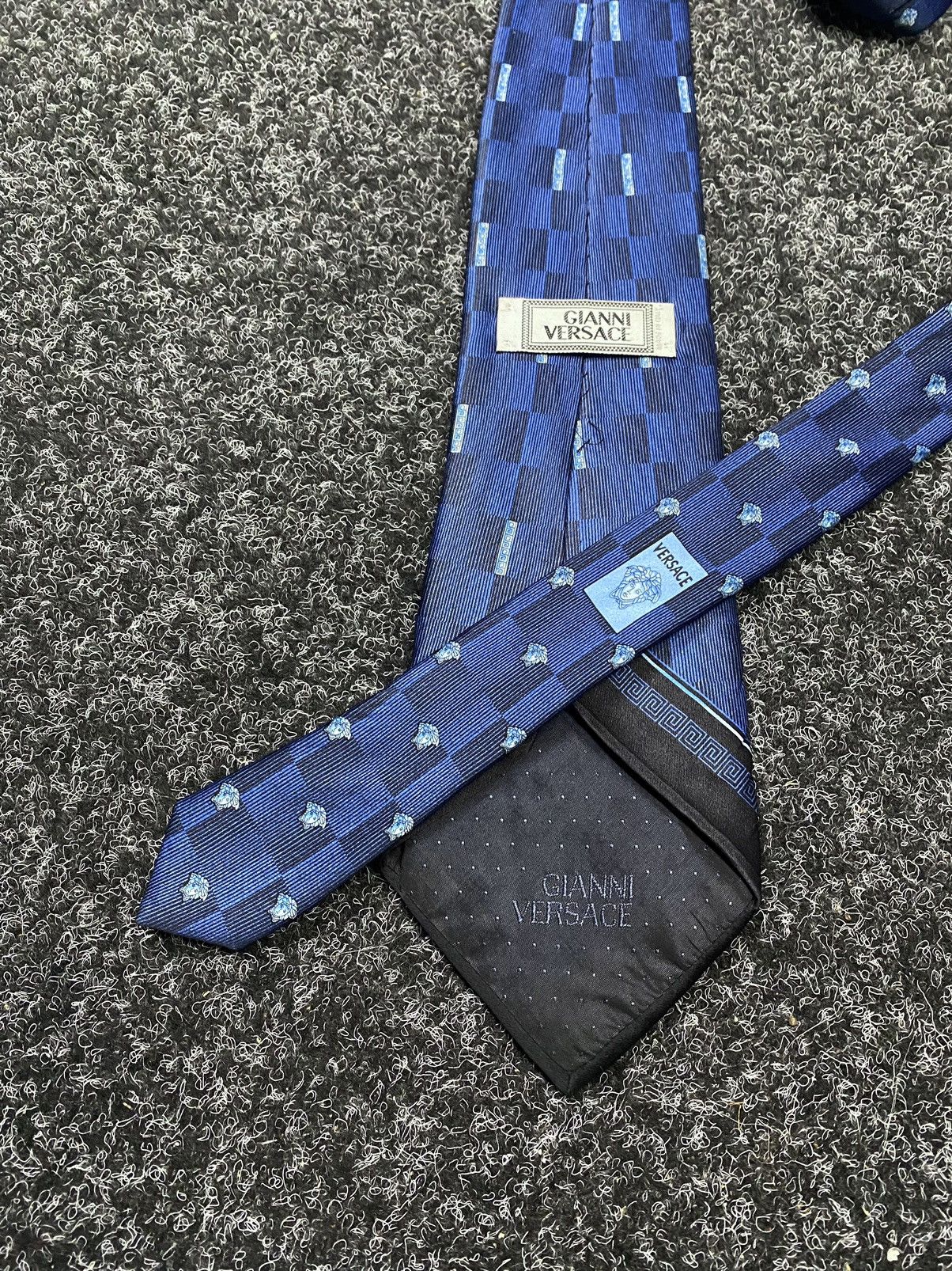 Versace Vintage tie GIANNI VERSACE Size ONE SIZE - 4 Thumbnail