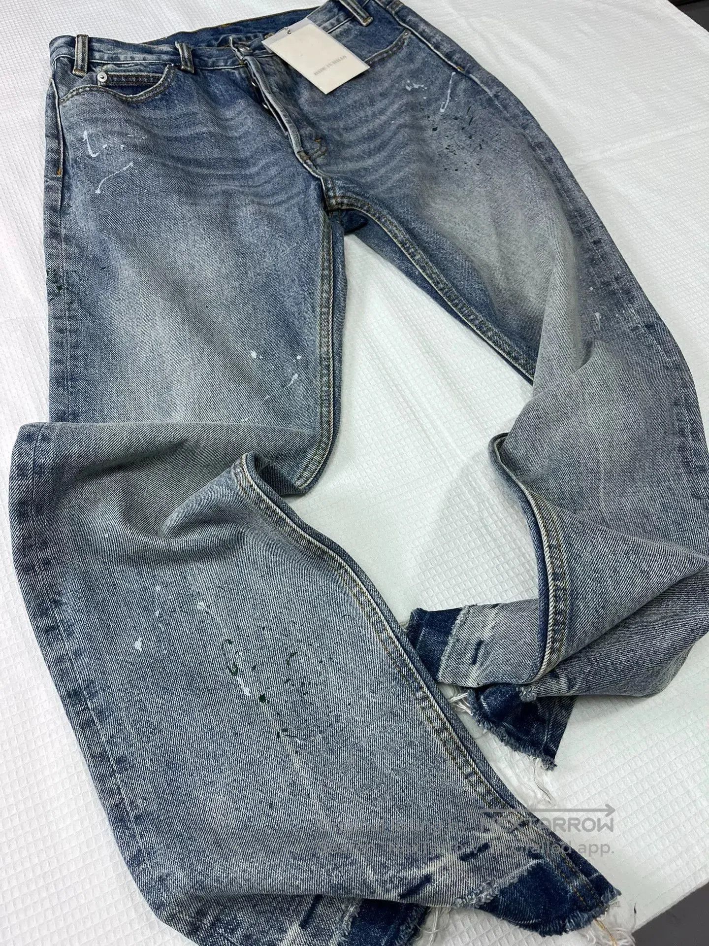 HIDEAWAYS Hide in Hills Ink Splatter Flared Washed Jeans. Size 30" / US 8 / IT 44 - 3 Thumbnail