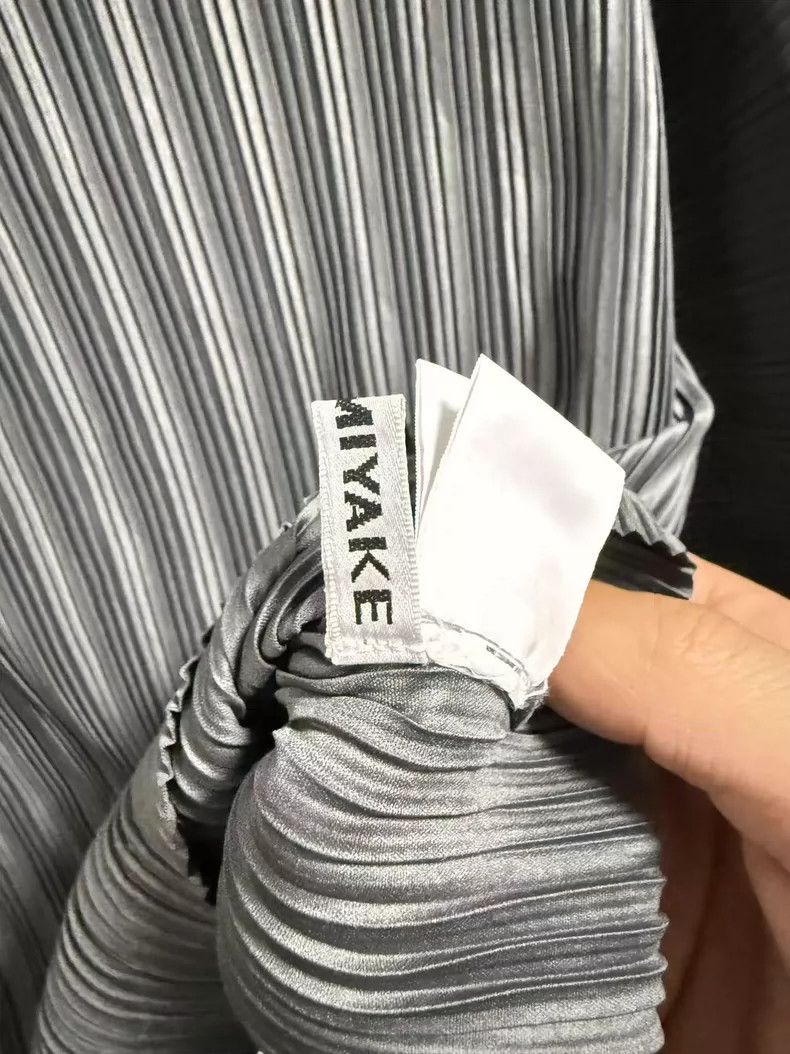 Issey Miyake issey miyake Grey long-sleeved top Size US M / EU 48-50 / 2 - 3 Thumbnail