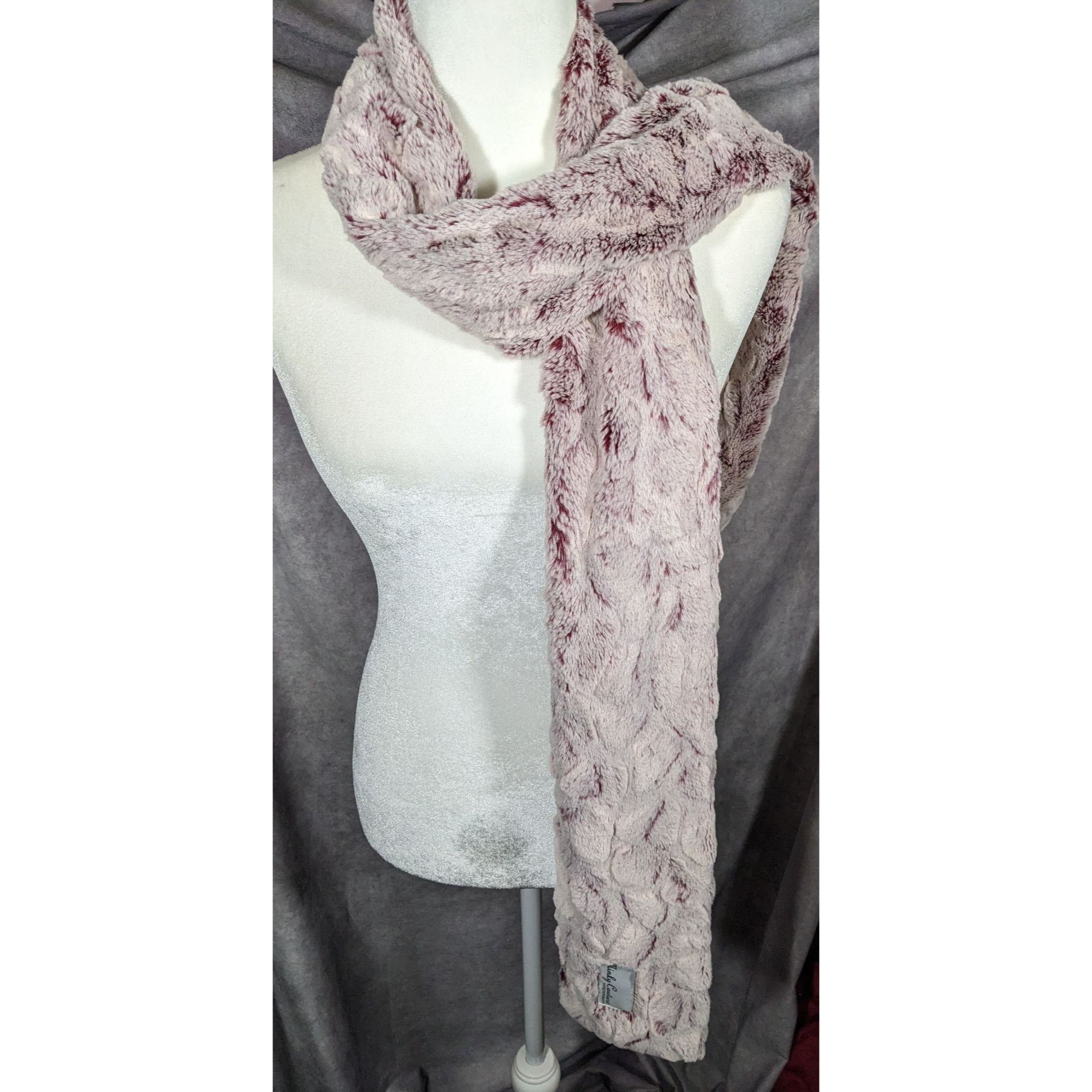 Other Minky Couture Pink Textured Plush Scarf Size ONE SIZE - 8 Thumbnail