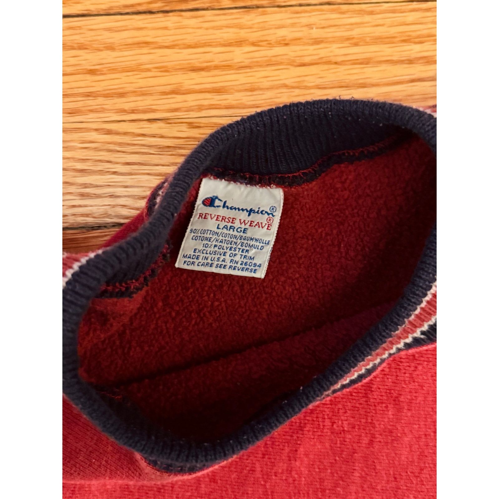 Champion Vintage Champion Embriodered Crewneck Sweatshirt Size US L / EU 52-54 / 3 - 6 Thumbnail