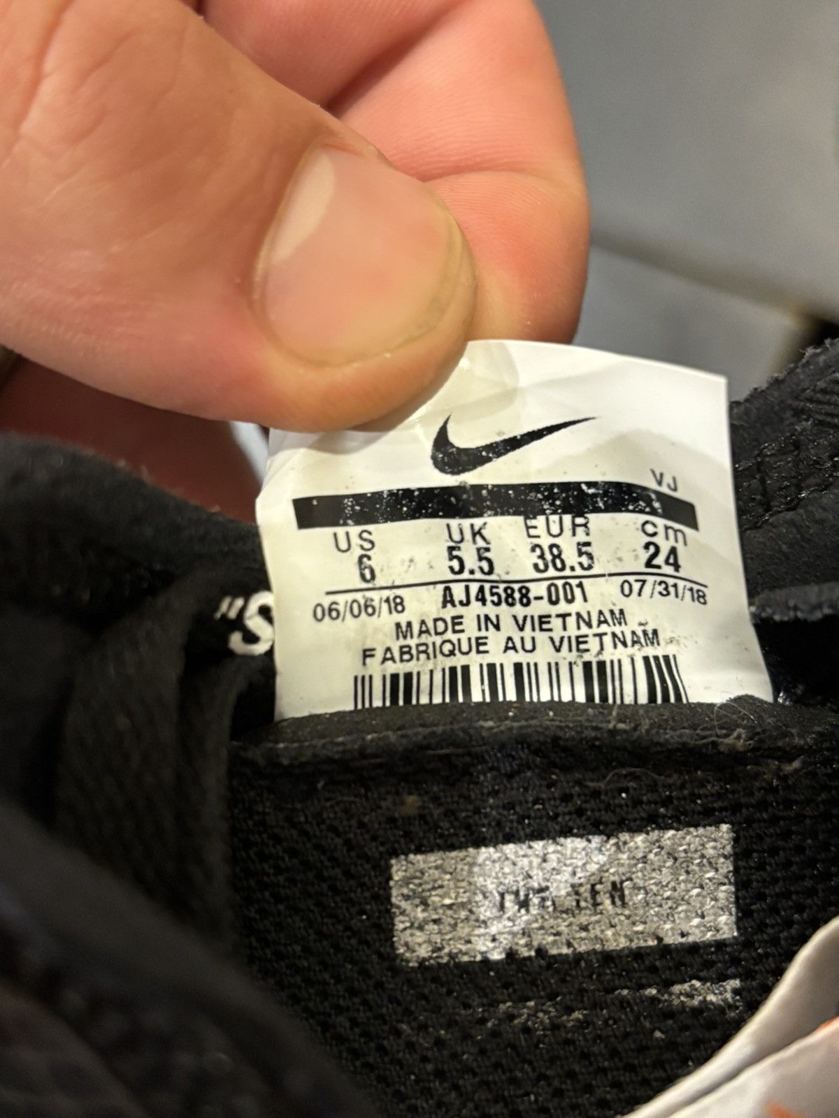 Nike × Off-White Nike X Off-White Zoom Fly Size US 6 / EU 39 - 8 Thumbnail