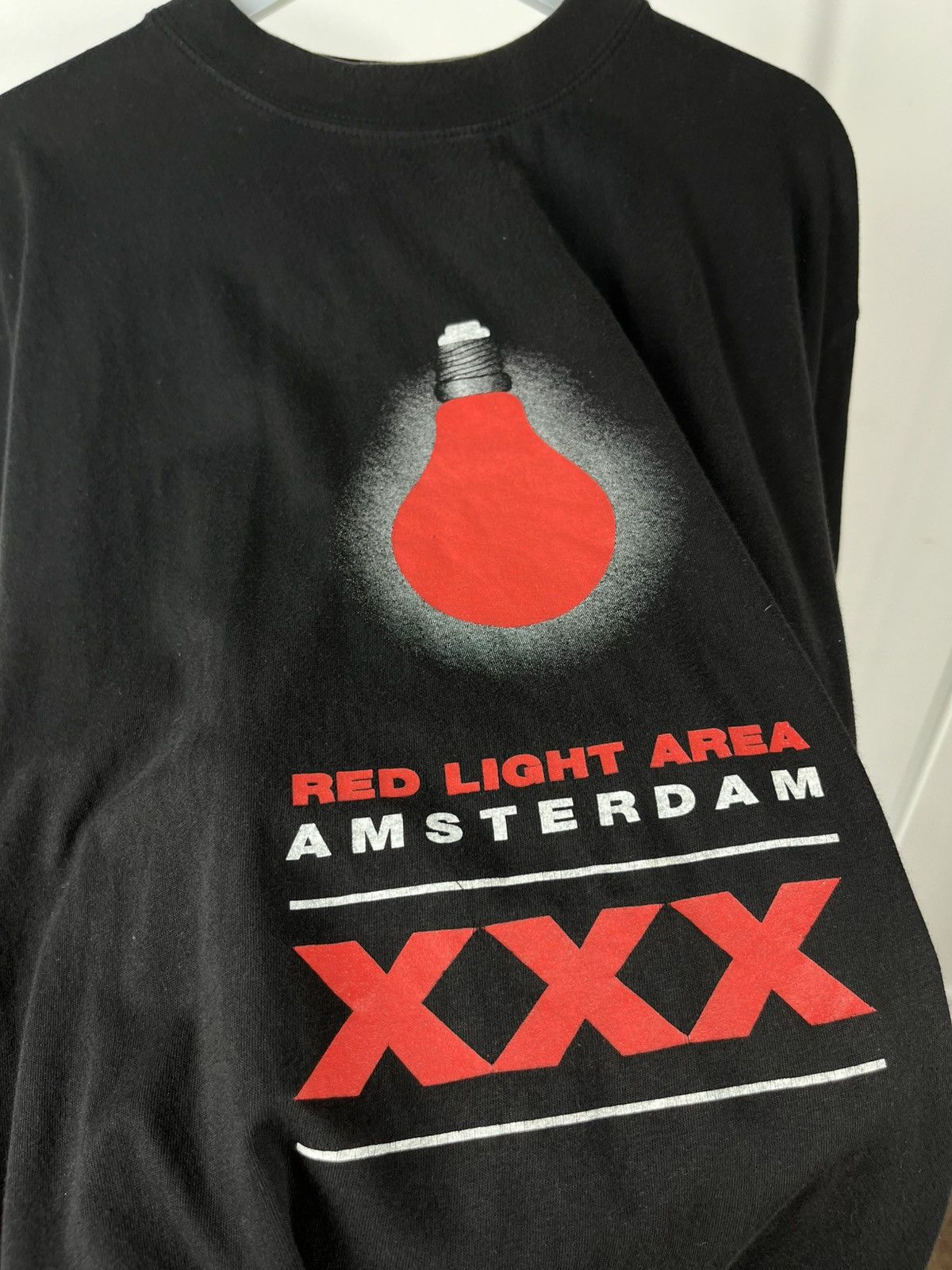 Vintage Vintage Amsterdam Red Light Area XXX Tee Logo Star L Size US L / EU 52-54 / 3 - 9 Thumbnail