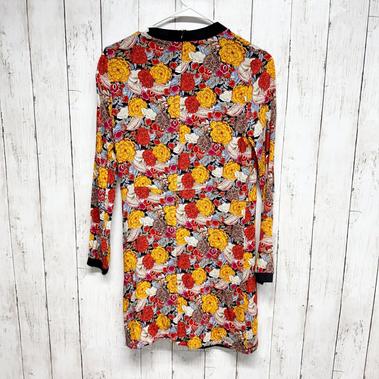 Zara Zara Trafaluc Dress Medium Floral Pleated Long Sleeve Mini Size M / US 6-8 / IT 42-44 - 5 Thumbnail