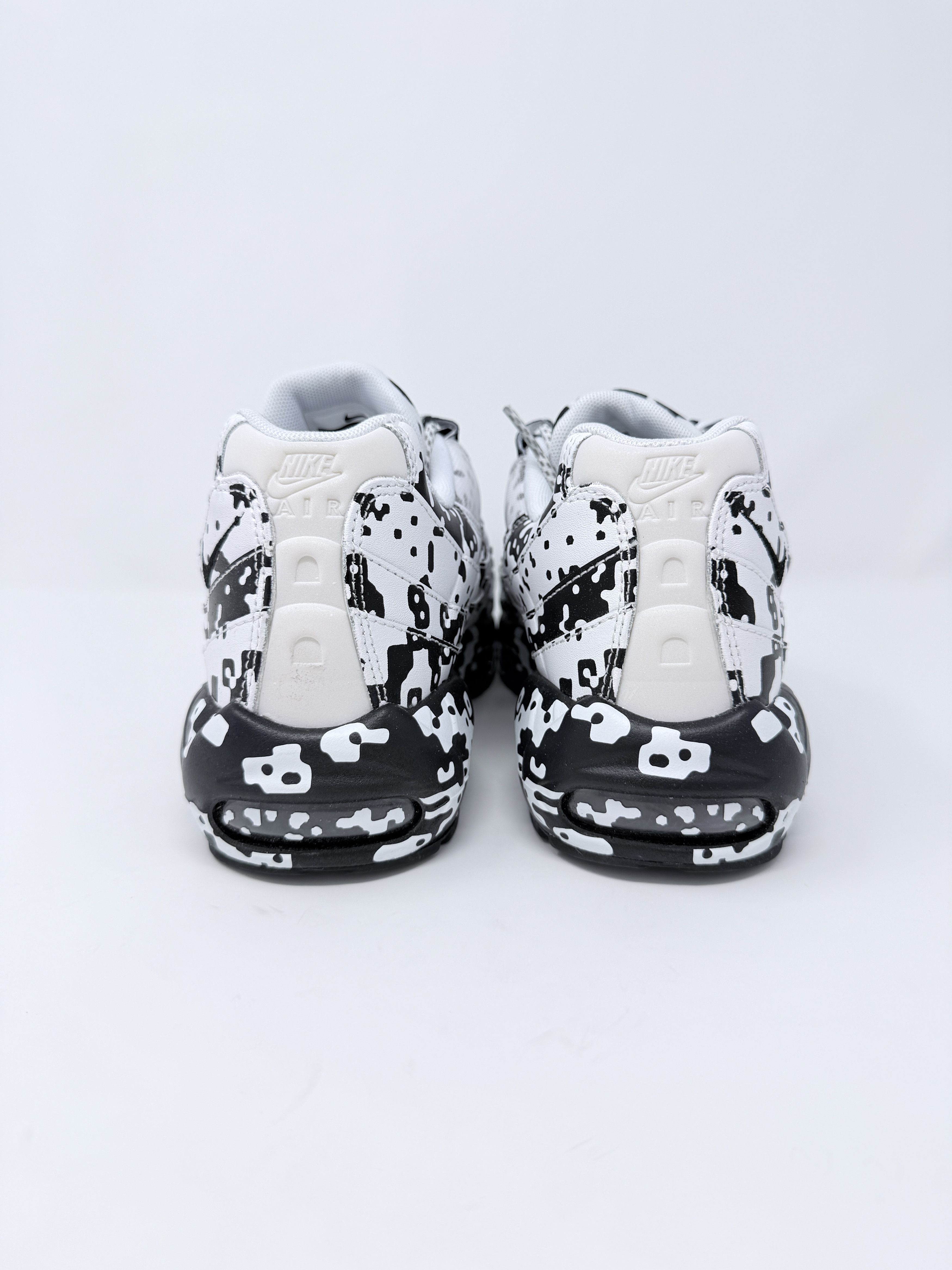 Cav Empt × Nike Cav Empt Air Max 95 White Black Digi Camo Size US 9 / EU 42 - 3 Thumbnail