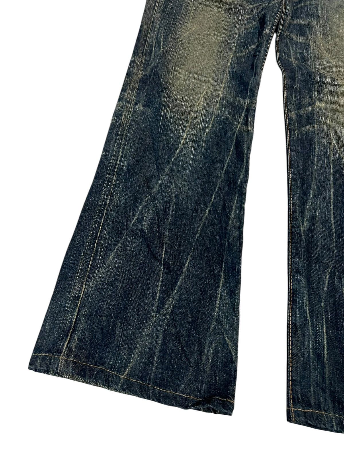Edwin Flare Jean Vintage Edwin Blue Trip Tokyo Japan Mud Wash Jean Size US 28 / EU 44 - 4 Thumbnail