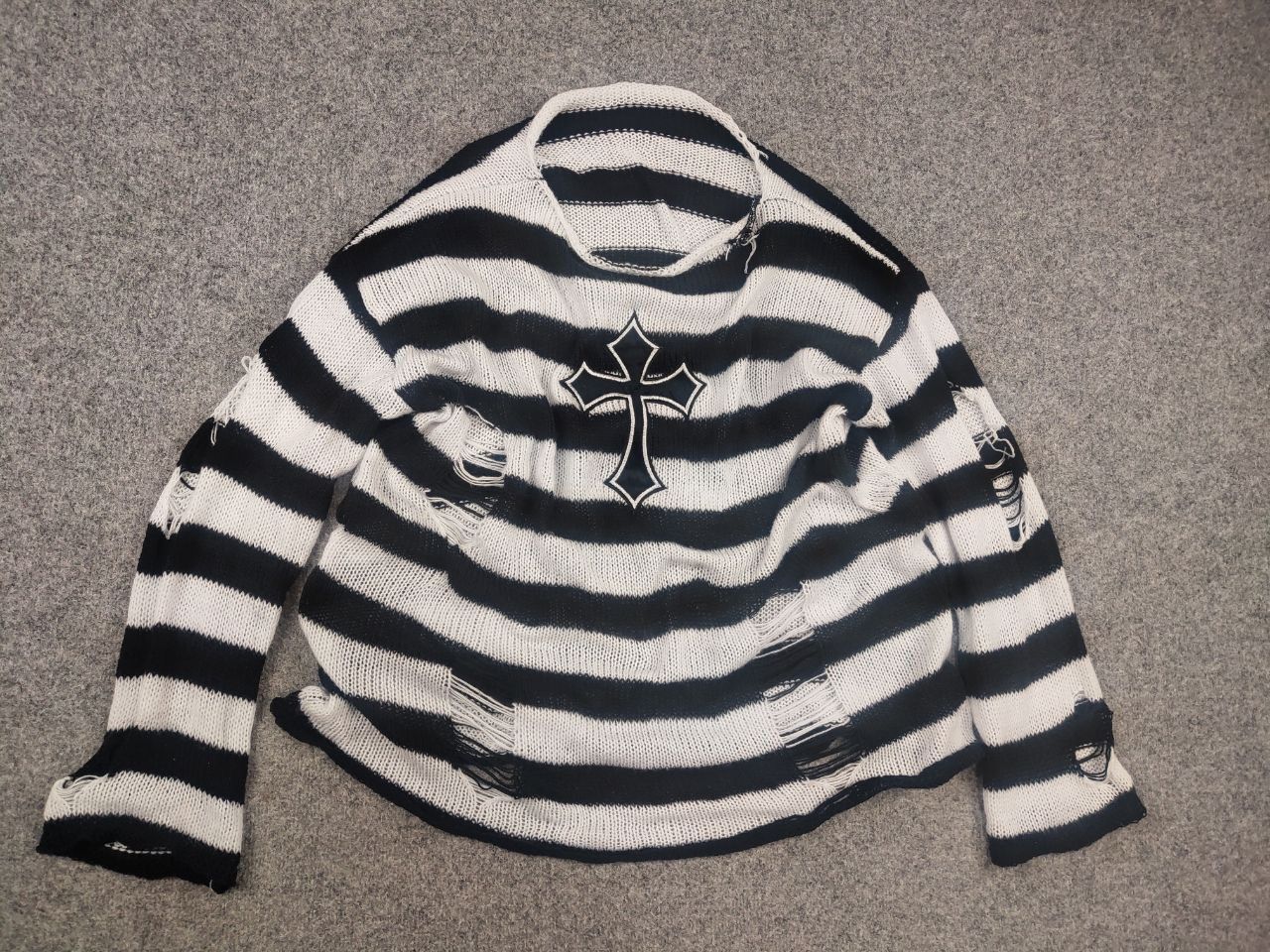 If Six Was Nine Vintage Punk Cros Y2K grunge Oversized knit Sweater Hysteric Size US XL / EU 56 / 4 - 8 Thumbnail
