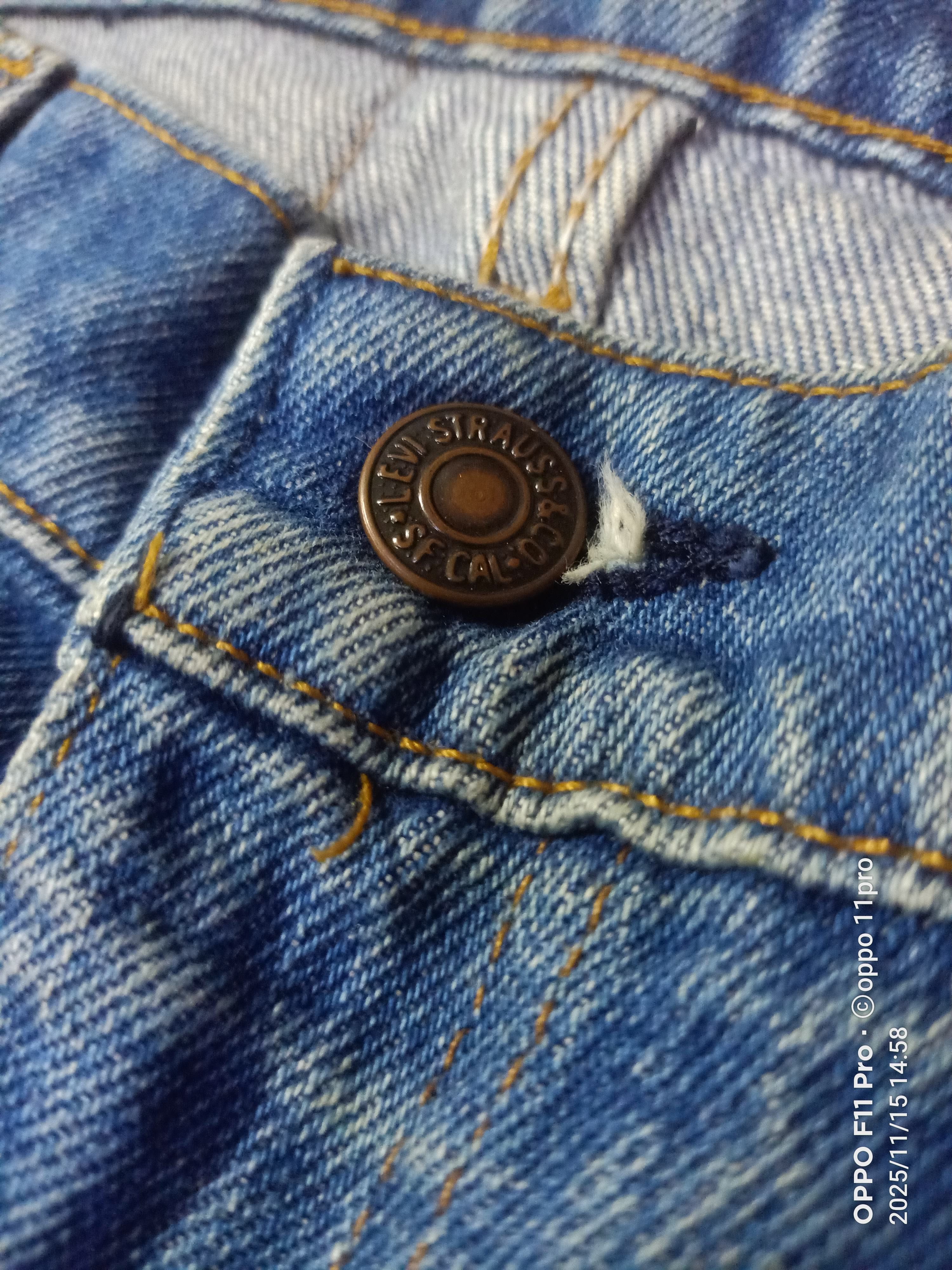 Levi's Vintage Clothing Vintage Levis 80s 505 Oren Tag Distressdenim 🌟 Size US 34 / EU 50 - 8 Thumbnail
