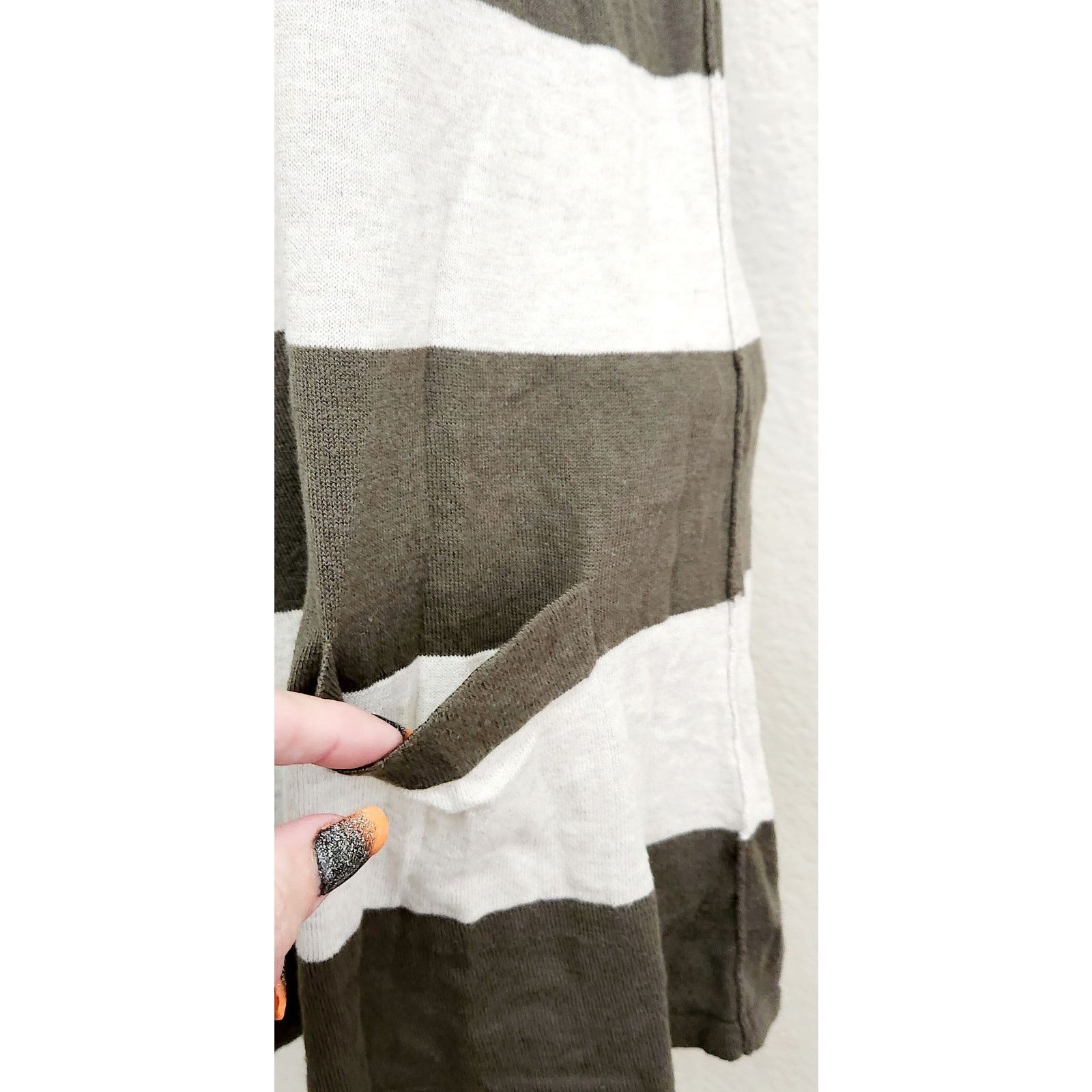Banana Republic Banana Republic Brown Tan Striped Sleeveless Top Medium Soft Size M / US 6-8 / IT 42-44 - 2 Thumbnail