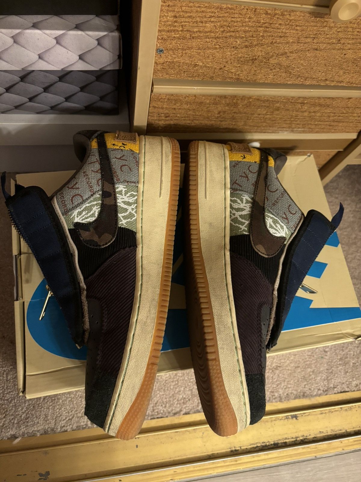 Nike × Travis Scott Travis Scott Cactus Jack Air Force 1 Size US 10.5 / EU 43-44 - 7 Thumbnail