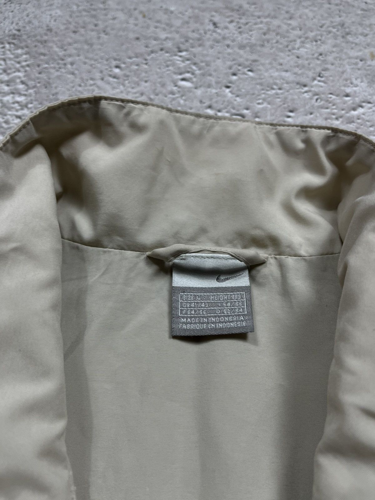 Nike × Vintage Vintage Nike Track Jacket Y2K Beige Navy Zip Up Size L Drill Size US L / EU 52-54 / 3 - 6 Thumbnail
