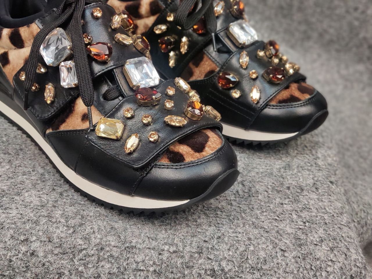 Dolce & Gabbana Dolce & Gabbana Leopard pattern stones velutto Sneakers Size US 9.5 / IT 39.5 - 17 Thumbnail