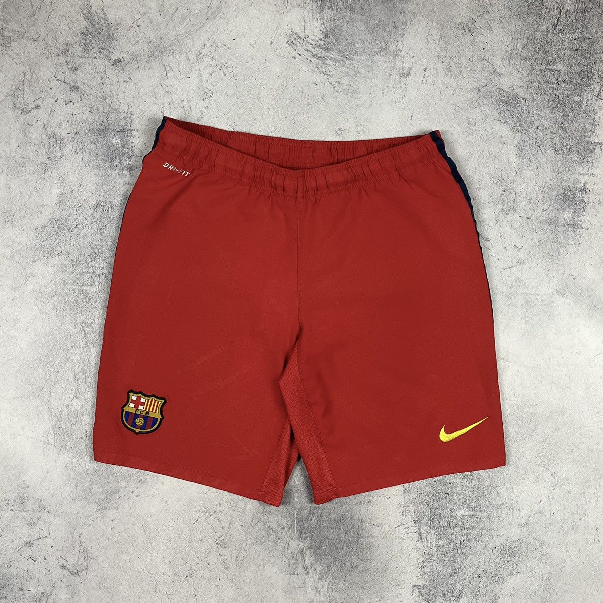 Nike Nike Barcelona Away soccer football shorts 2013/14 Size US 32 / EU 48 - 1 Thumbnail