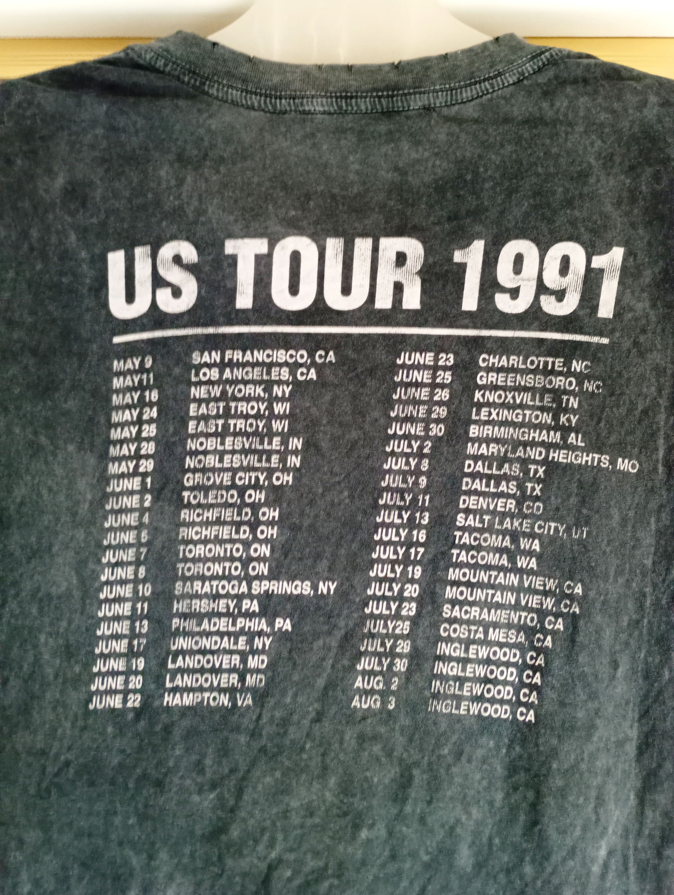 Band Tees Vintage GUNS n ROSES 1991 US Tour Shirt Size US XS / EU 42 / 0 - 7 Thumbnail