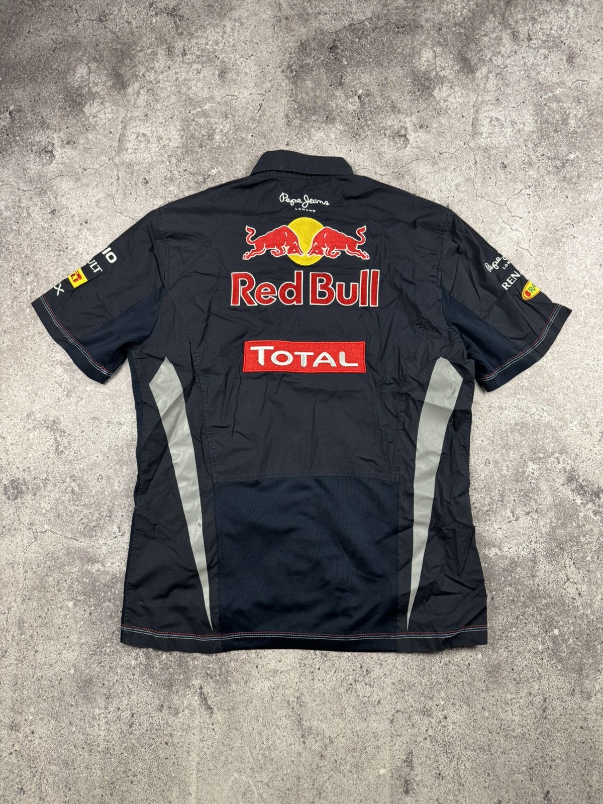 Red Bull Vintage Red Bull Racing Polo Shirt Y2K M Formula 1 Size US M / EU 48-50 / 2 - 5 Thumbnail