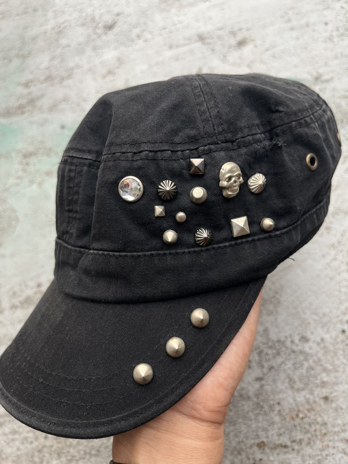 14th Addiction Y2K UNKNOWN SKULL STUDED CADET HAT PUNK LGB Size ONE SIZE - 2 Thumbnail