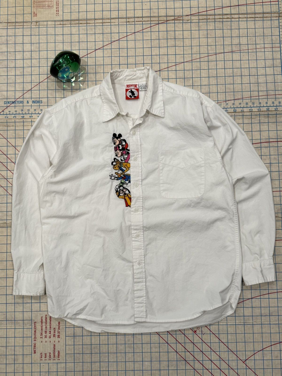 Mickey Mouse Vintage Mickey Inc Button Up Shirt With Embroidered Mickey Size US L / EU 52-54 / 3 - 1 Thumbnail