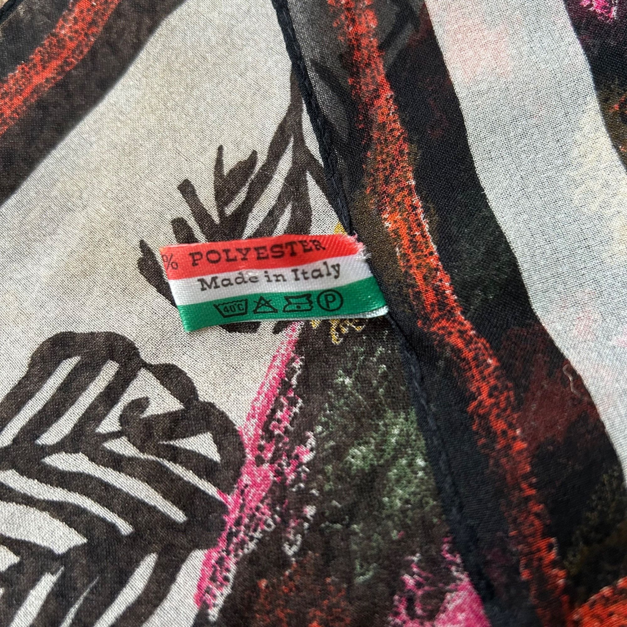 Vintage Vintage Abstract Print Scarf Italy 100% Polyester Size ONE SIZE - 3 Thumbnail